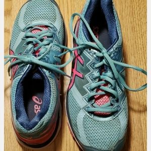 Asics GT-2000 Women's Running Shoes Size 10